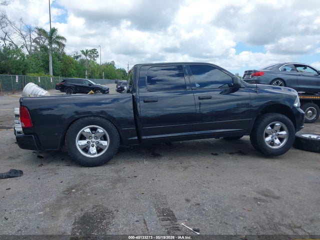 Ram 1500 Express  4x2 5'7 Box