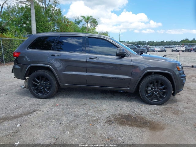 Jeep Grand Cherokee Laredo X 4x2