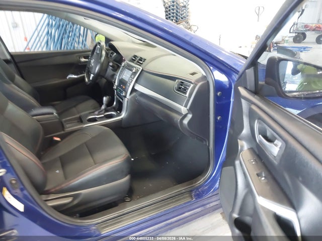 Toyota Camry Se
