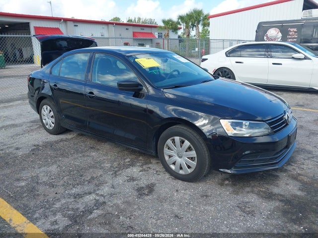 Salvage Volkswagen Jetta Image