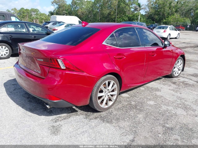 Lexus Is