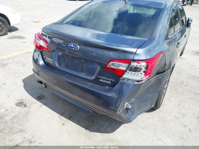 Subaru Legacy 2.5i Limited