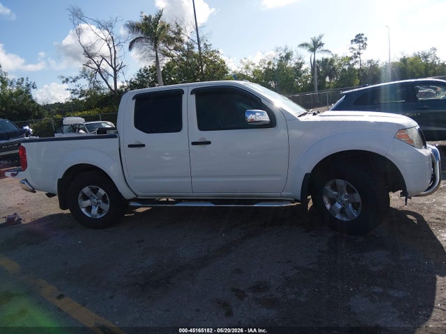 Nissan Frontier Sv