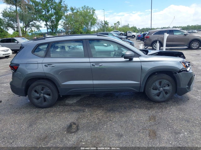 Volkswagen Taos 1.5t S