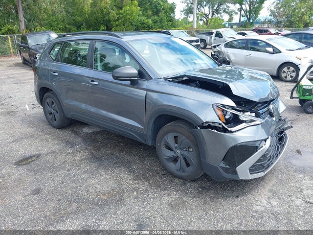 Salvage Volkswagen Taos Image