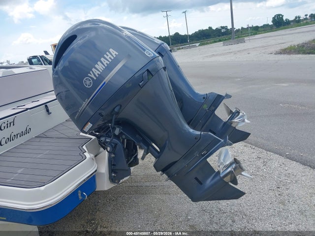 Stingray 27