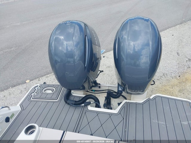 Stingray 27