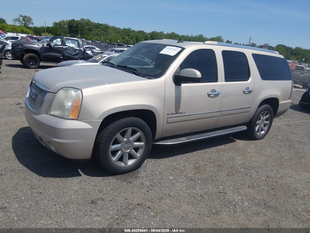 GMC Yukon Denali
