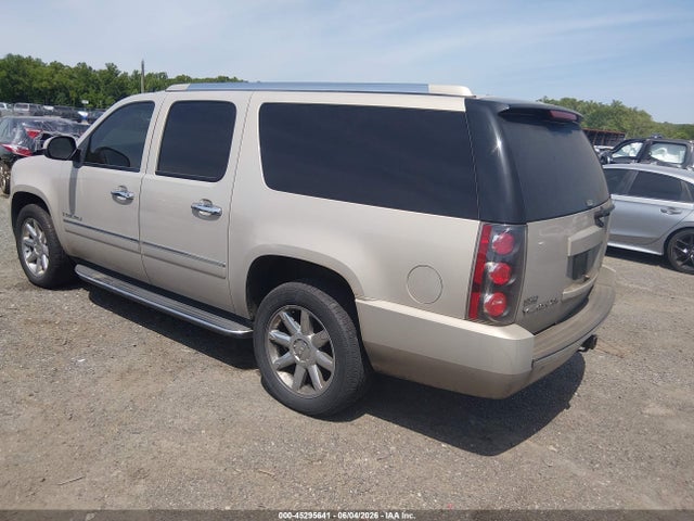 GMC Yukon Denali