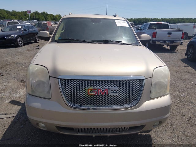 GMC Yukon Denali