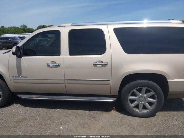 GMC Yukon Denali