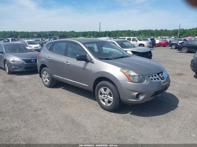 Salvage Nissan Rogue Image