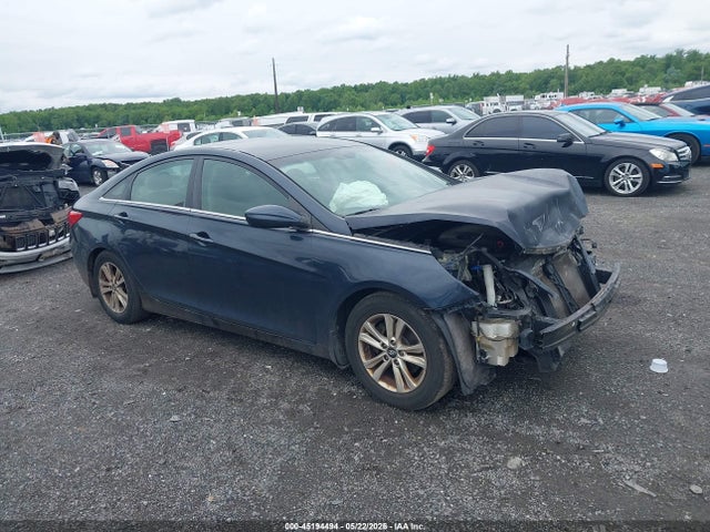 Salvage Hyundai SONATA Image