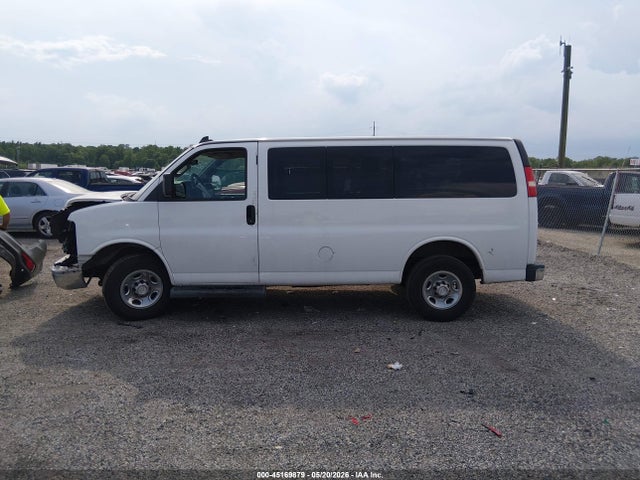 Chevrolet Express Lt