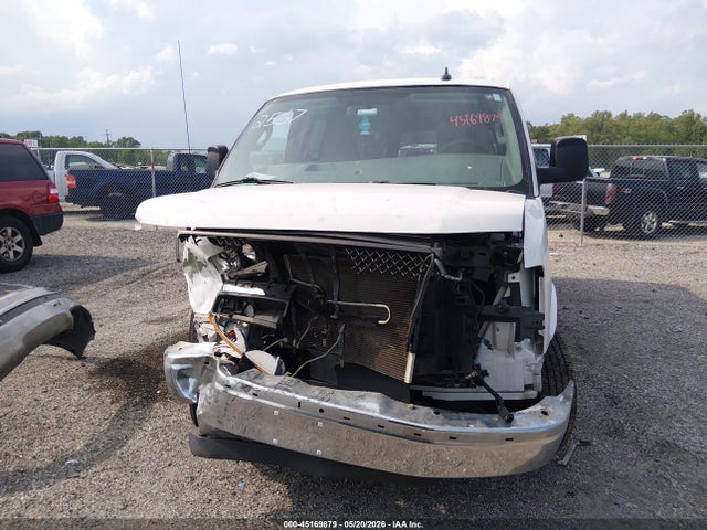 Chevrolet Express Lt