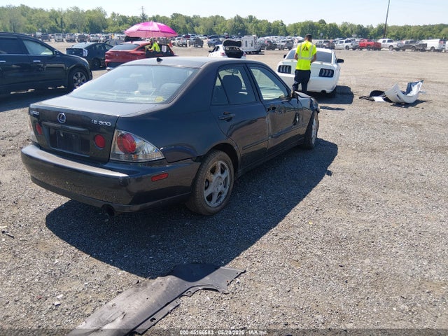 Lexus Is