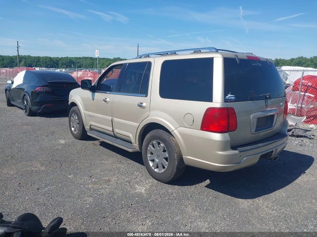 Lincoln Navigator