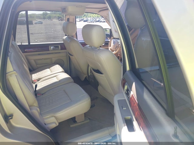 Lincoln Navigator