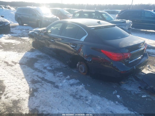 INFINITI Q50 Sport