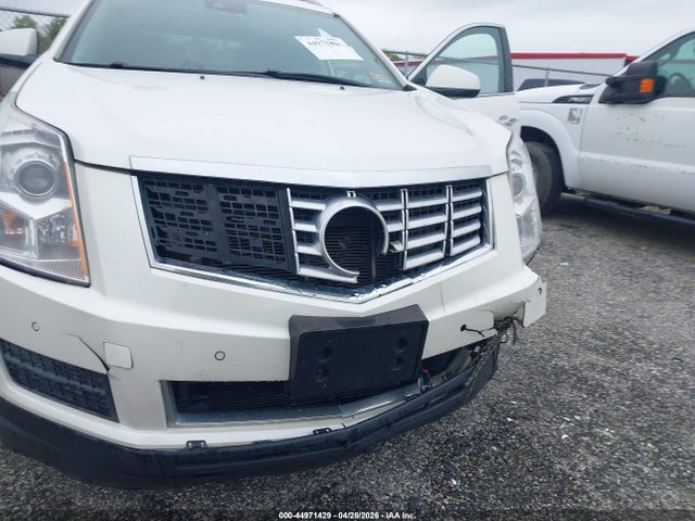 Cadillac SRX Luxury Collection