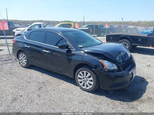 Salvage Nissan Sentra Image