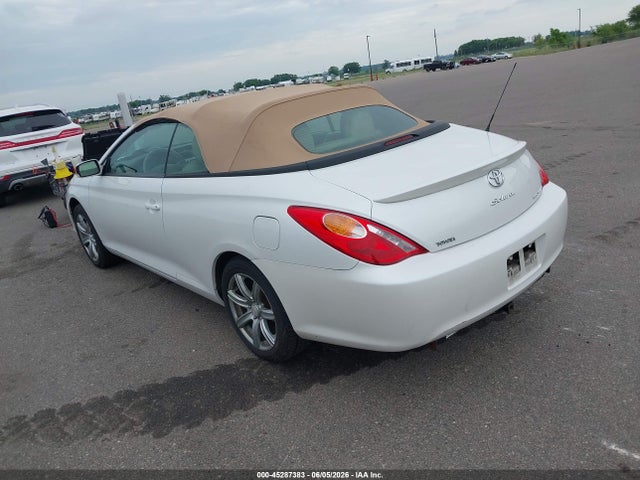 Toyota Camry Sle