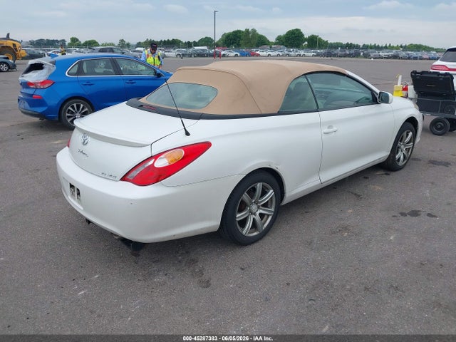 Toyota Camry Sle