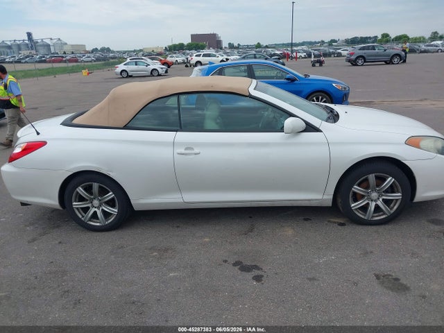 Toyota Camry Sle