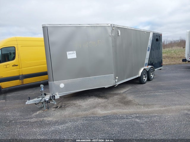 R And R Trailers Inc Enclosed Trailer