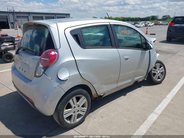 Chevrolet Spark 1lt Auto