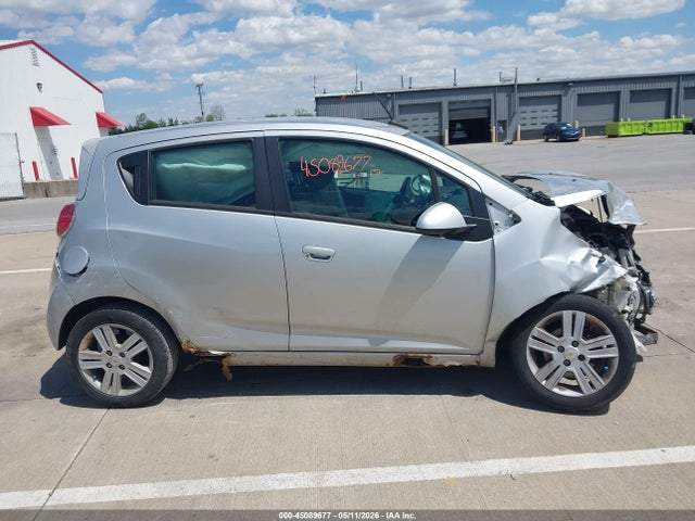 Chevrolet Spark 1lt Auto