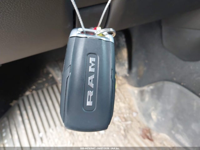 Ram 2500 Tradesman  4x4 6'4 Box