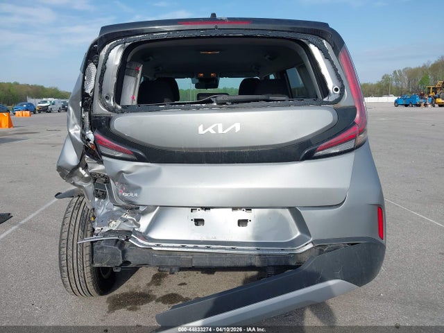 Kia Soul Lx