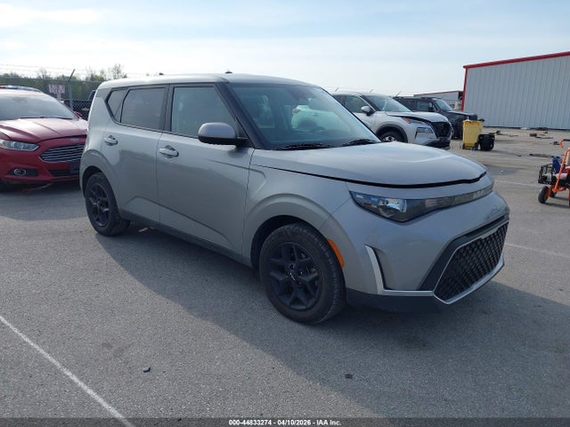 Salvage Kia Soul Image