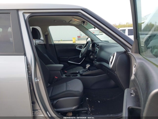 Kia Soul Lx