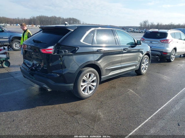 Ford Edge Titanium