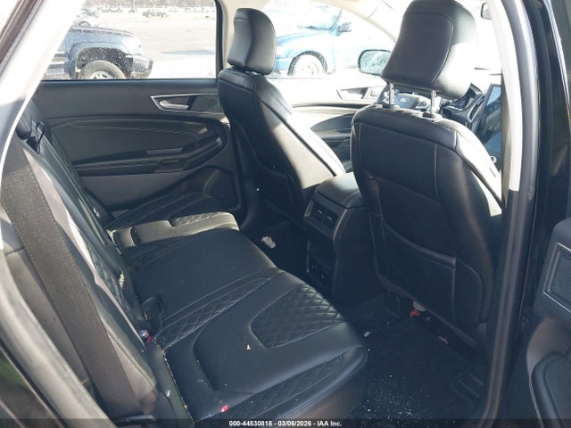 Ford Edge Titanium