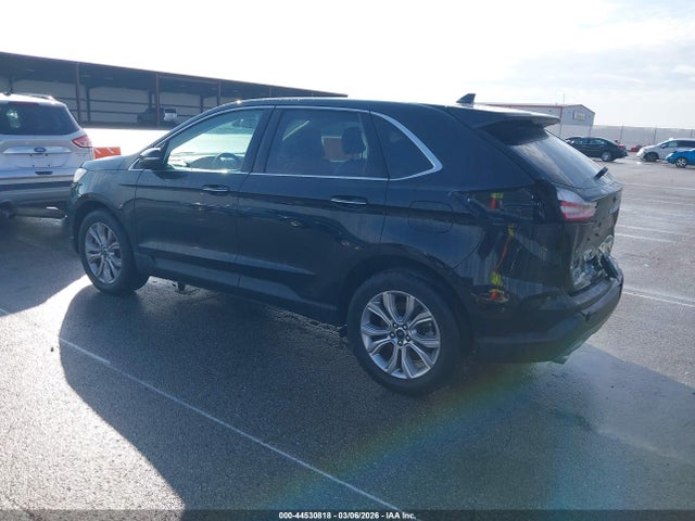 Ford Edge Titanium