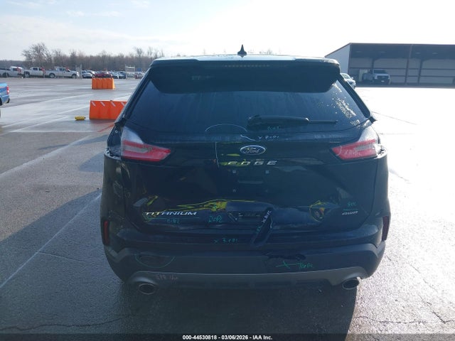 Ford Edge Titanium