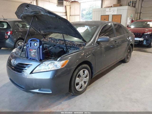 Salvage Toyota Camry Image