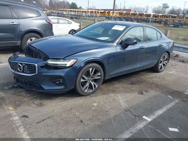 Volvo S60 T5 R-design