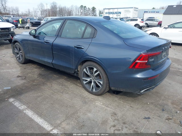 Volvo S60 T5 R-design