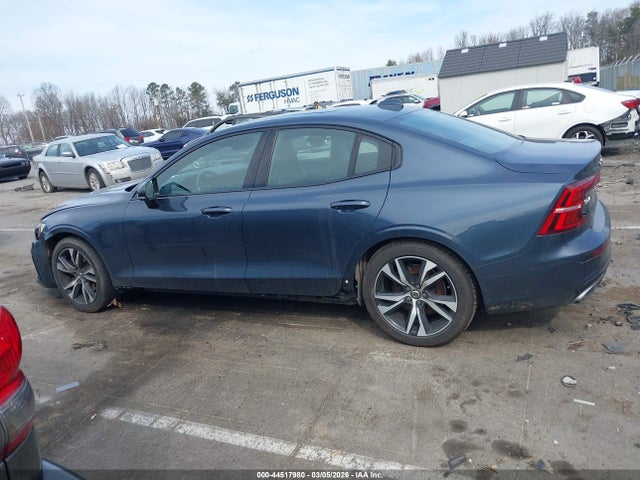 Volvo S60 T5 R-design
