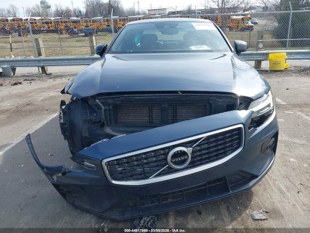 Volvo S60 T5 R-design
