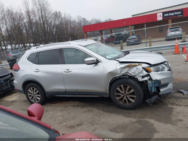 Nissan Rogue Sv