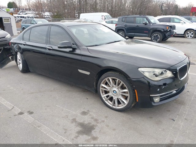 Salvage BMW 7 Series Image