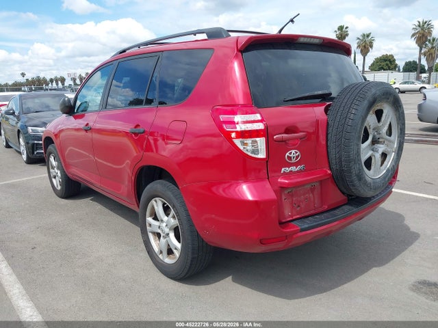 Toyota RAV4 Base V6