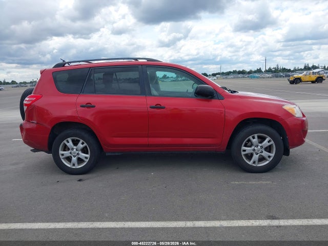 Toyota RAV4 Base V6