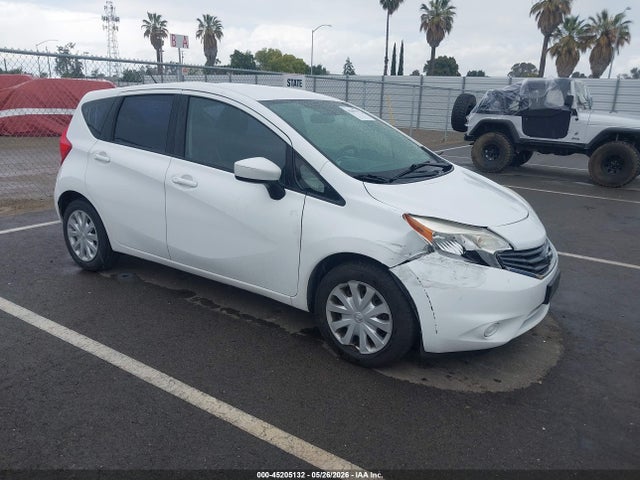 Salvage Nissan Versa Image