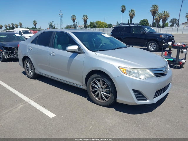 Salvage Toyota Camry Image